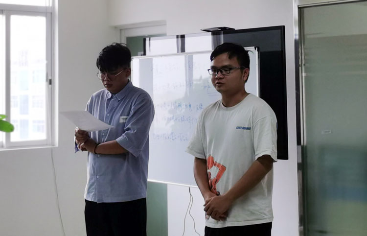 草莓视频APP污污科技8月总结会如期而至
